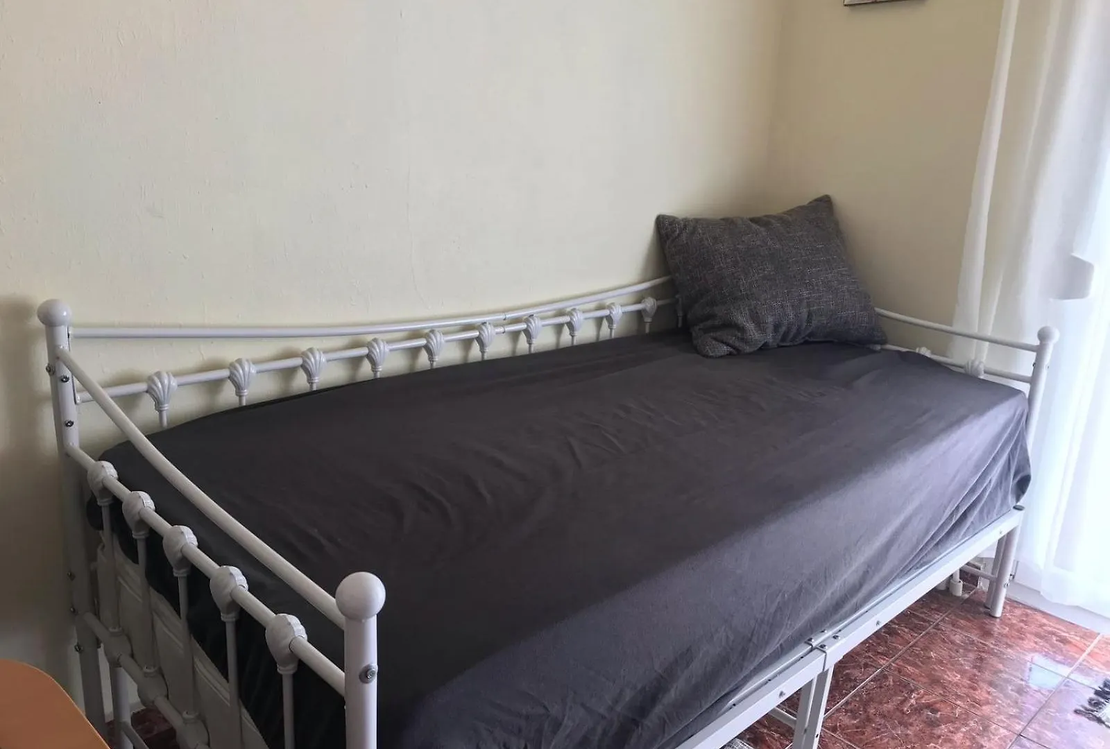 Popi Apartment For Rent Peraia Floor With Balcony 38 Qm Τμ